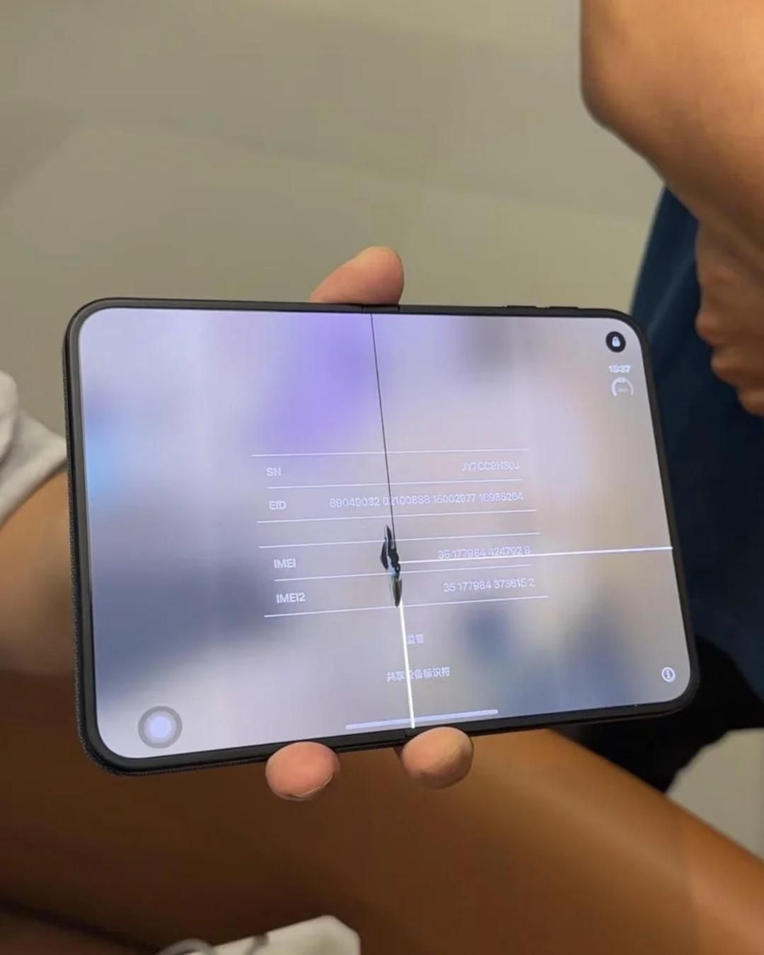 iPhone Duo массово трескаются — 5