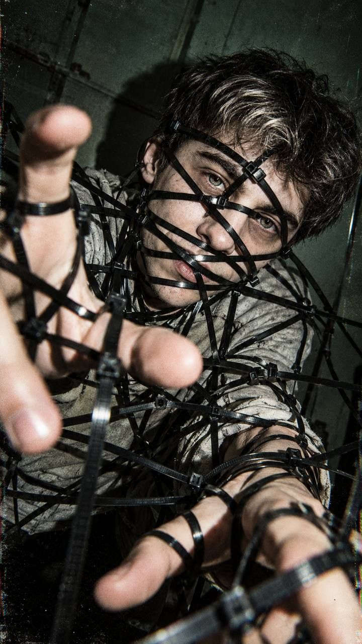 Generating Psychological Thriller Photos With Zip Ties — 4