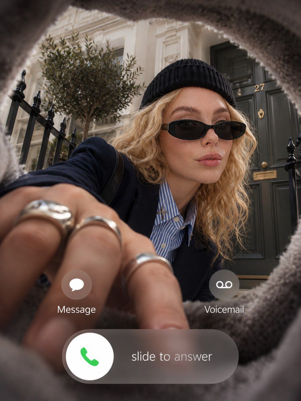 AI Prompt for Bag Perspective Incoming Call Photo — 3