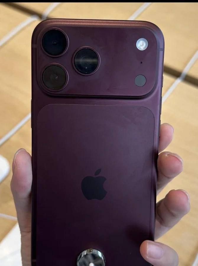 iPhone 18 Pro Losing Color: Apple Acknowledges Issue