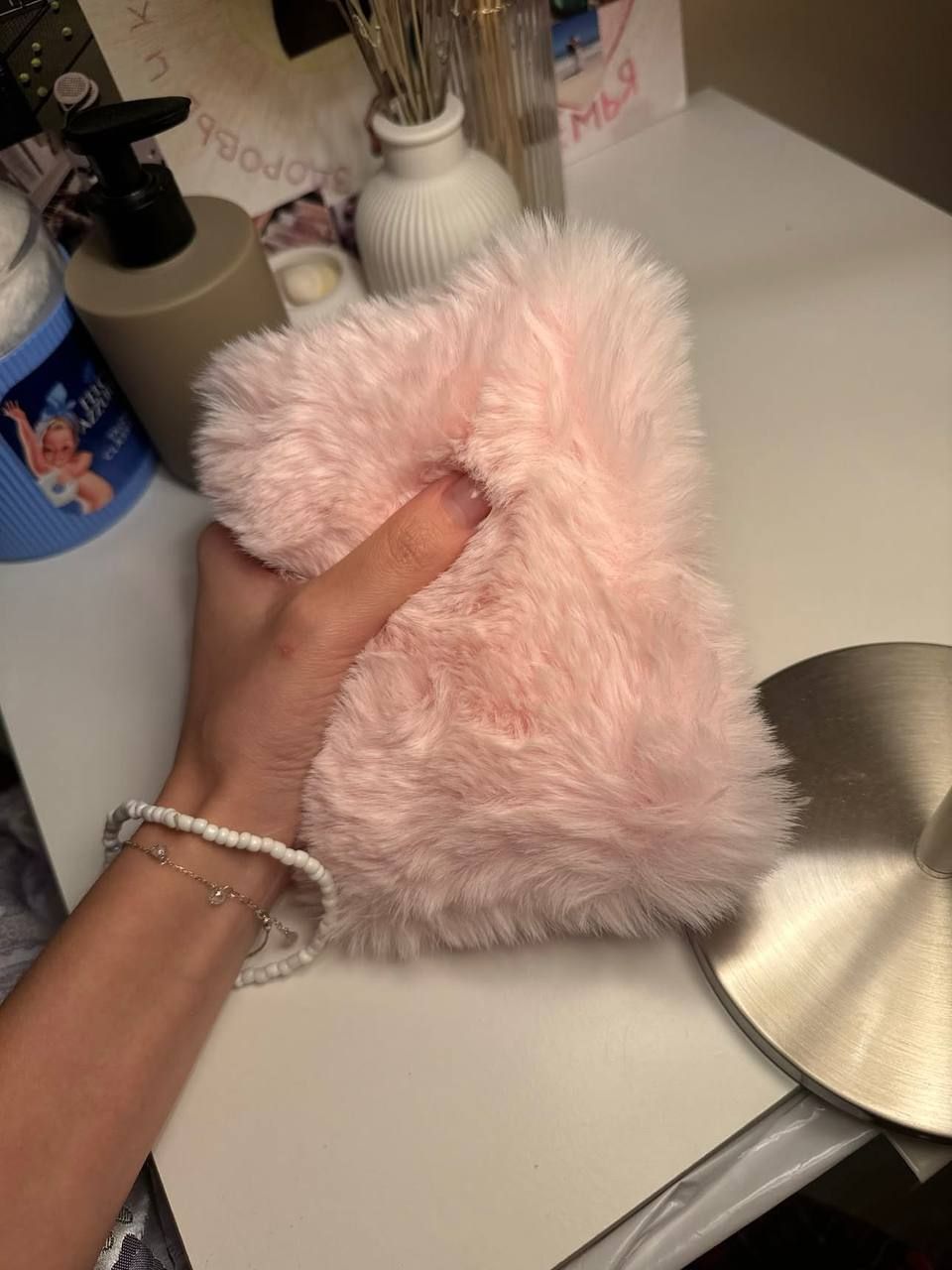 Russian woman creates the most glamorous passport cover — 3